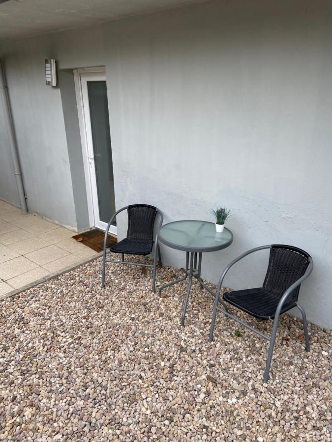 Toul Appartement Entier Avec Parking Prive Au Calme Cosy A Etage Avec Balcon Exterior photo
